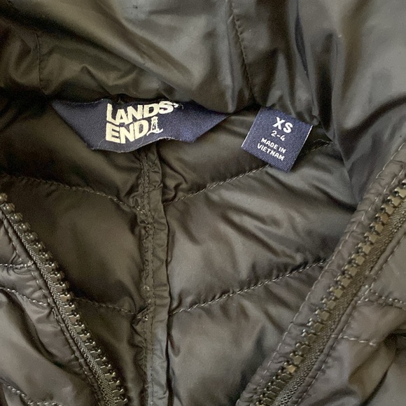 Lands End black puffer - Picture 2 of 3